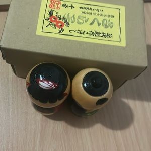 Japanese kokeshi dolls (vintage)